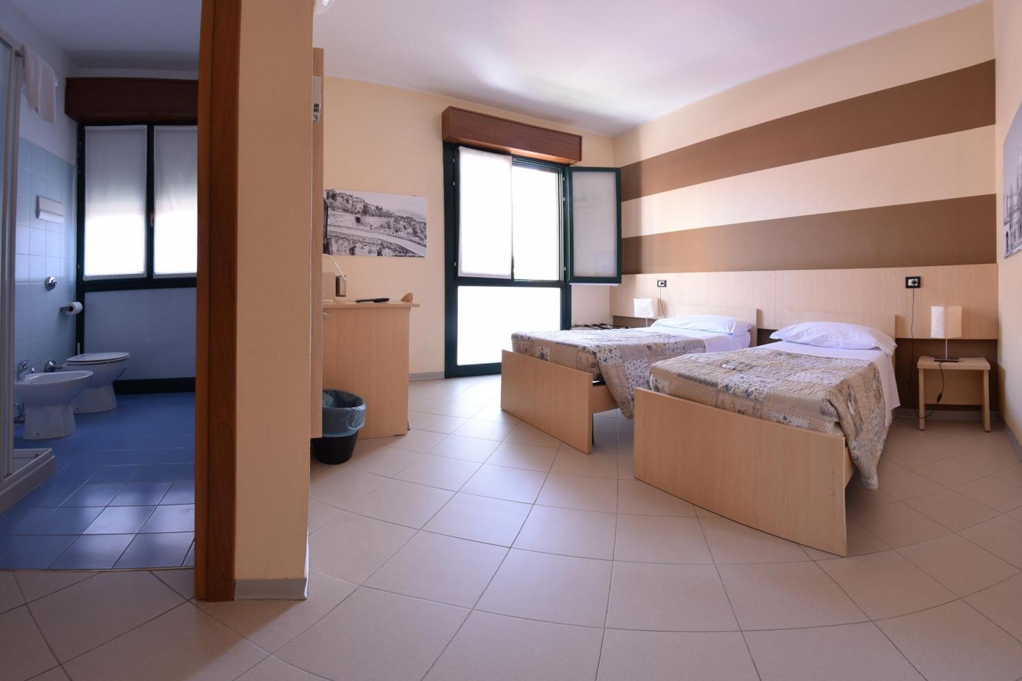 Bg Hostel *