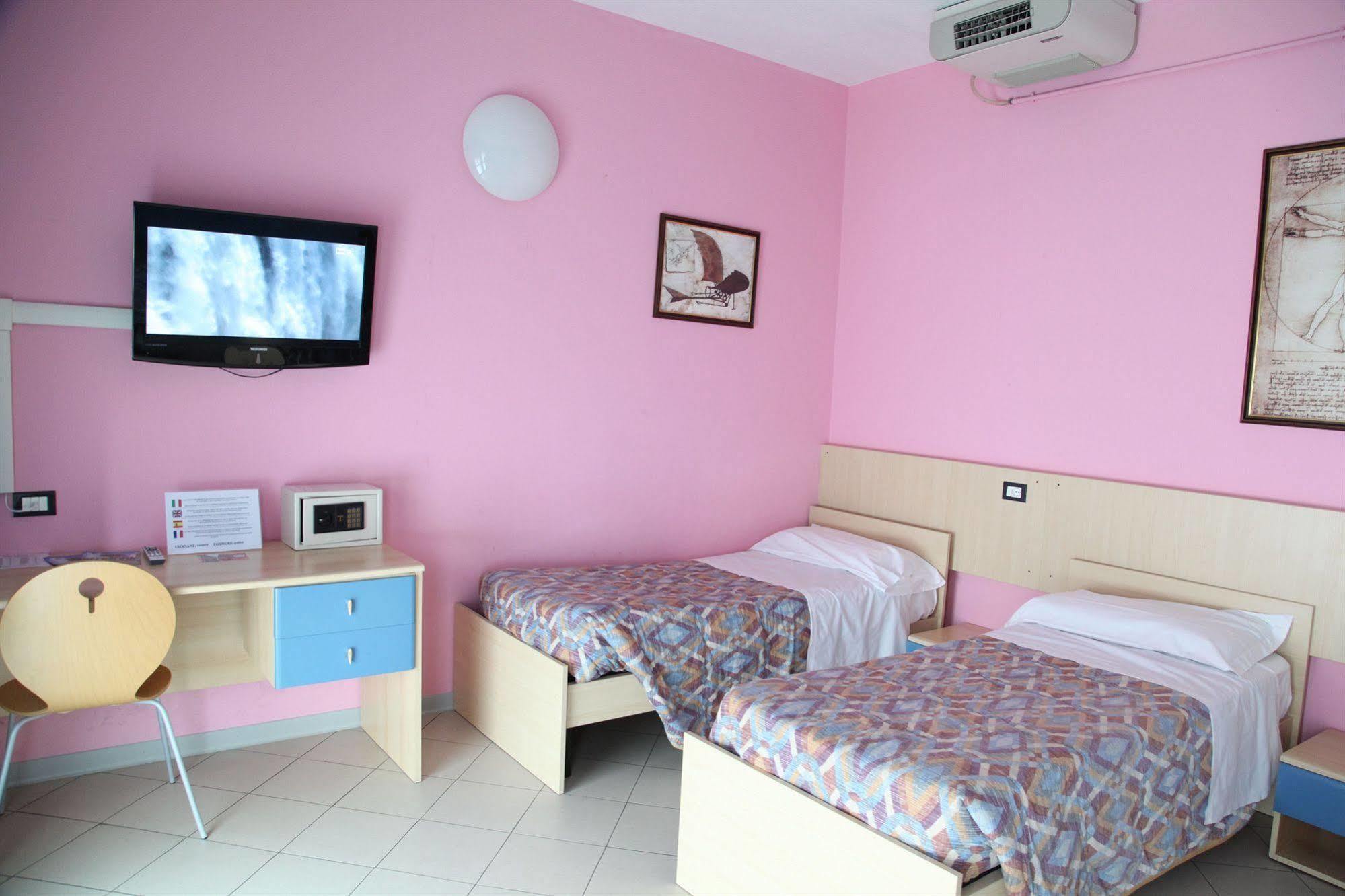 Hostel Bg *